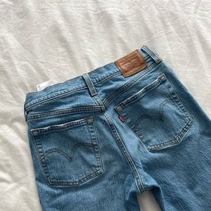 Levi’s wedgie jeans